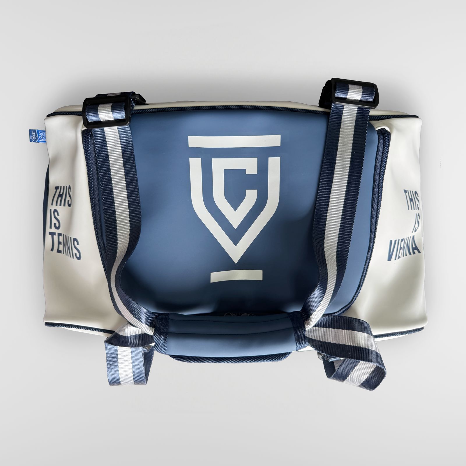 "Champions of Vienna" 40L Tennis Bag